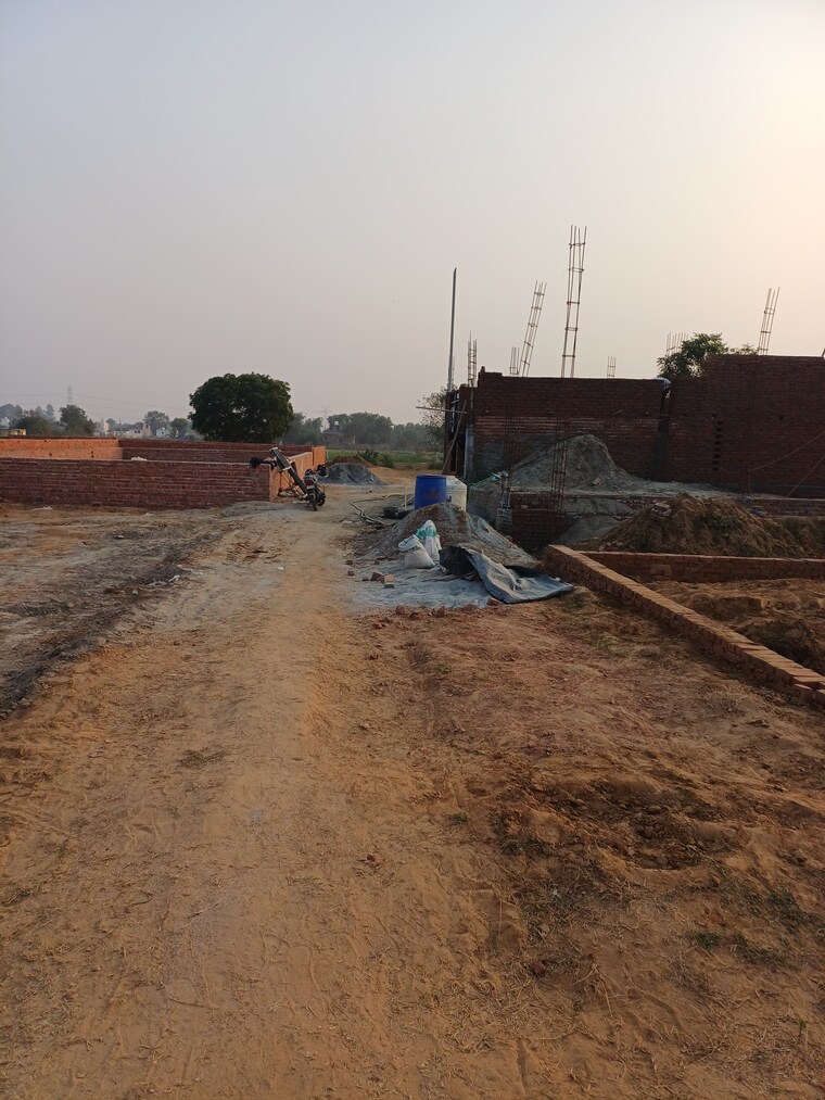 undefined, nacholi  62 Sq.Yd. Plot In Nacholi Faridabad 9644749