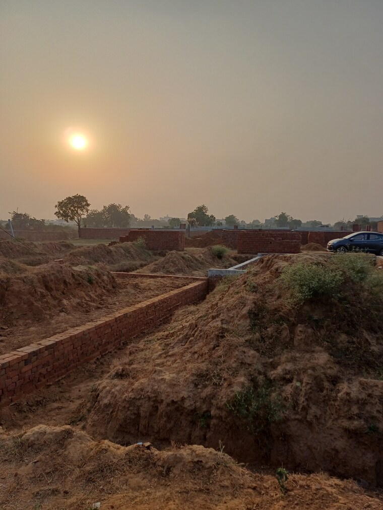 undefined, nacholi  62 Sq.Yd. Plot In Nacholi Faridabad 9644749