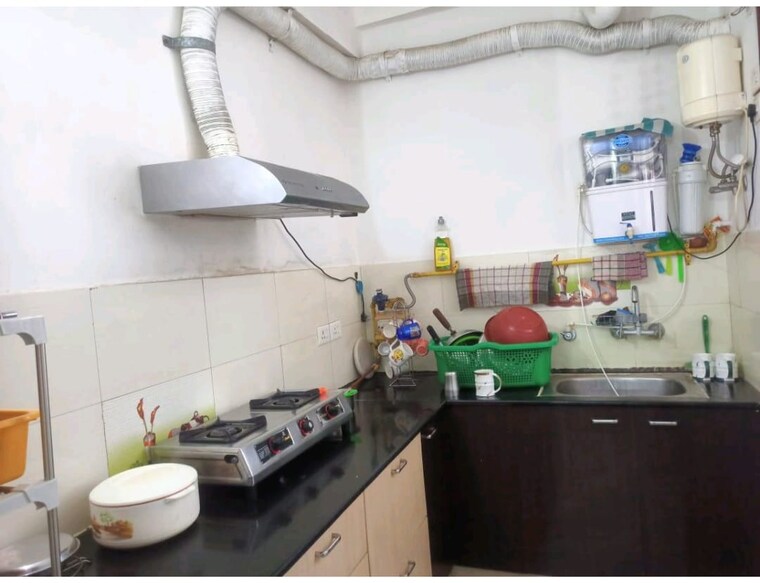 Kitchen, meenal-balmukund-residency 2 Bedroom 1065 Sq.Ft. Apartment In Raj Nagar Extension Ghaziabad 9644829
