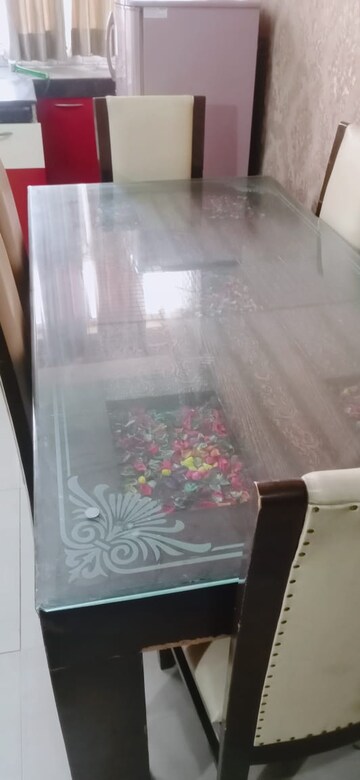 2.5 BHK Apartment For Rent in Singh Tower, Vikas Nagar