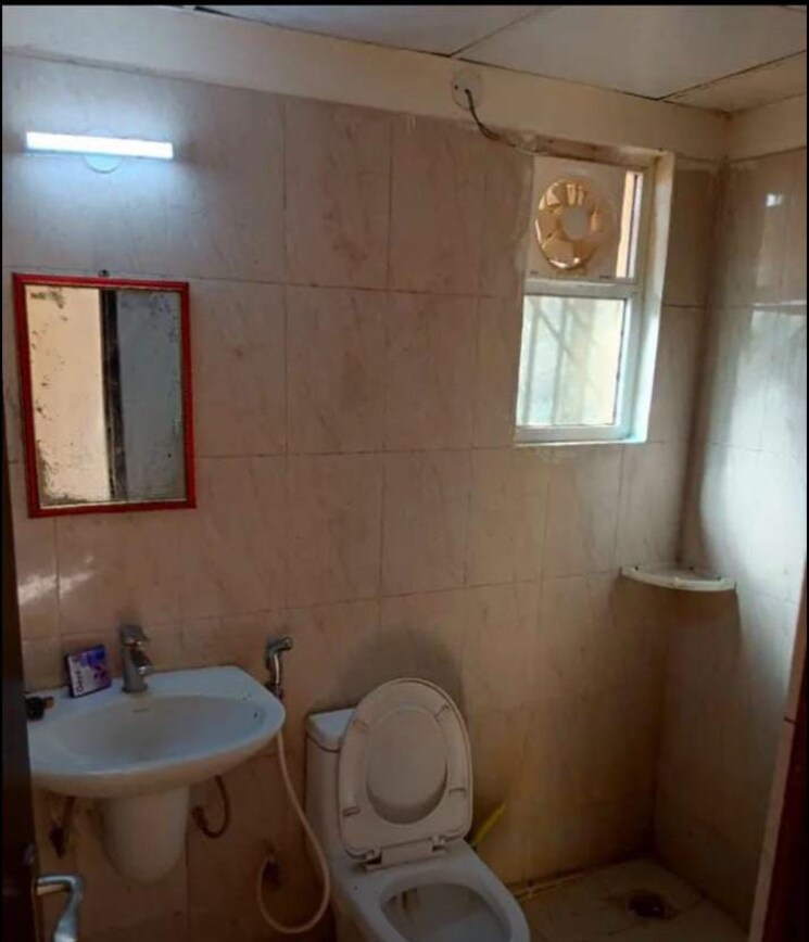 Bathroom, himalaya-pride 2 Bedroom 948 Sq.Ft. Apartment In Tech Zone 4 Greater Noida Greater Noida 9644809