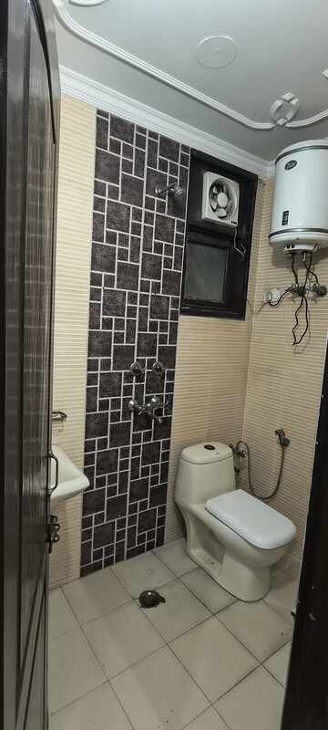 Bathroom in 2 BHK Builder Floor at Khirki Extension – for Rent