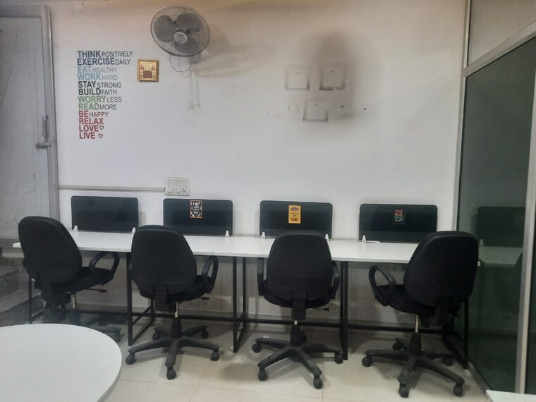 Team Area, khandari Commercial Office Space 1750 Sq.Ft. In Khandari Agra 9644832