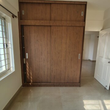 Room in 2 BHK Apartment at Confident Jade, Thyvakanahally – for Rent