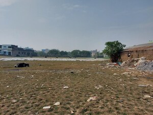  Plot For Sale in Sampatchak