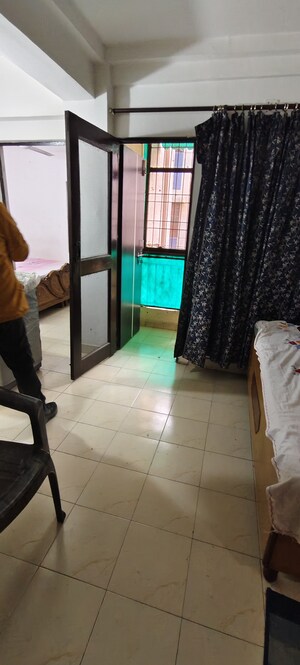 Room in 1 BHK Apartment at Dwarka – for Rent