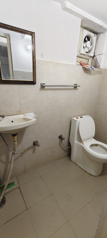 Bathroom in 1 BHK Apartment at Dwarka – for Rent