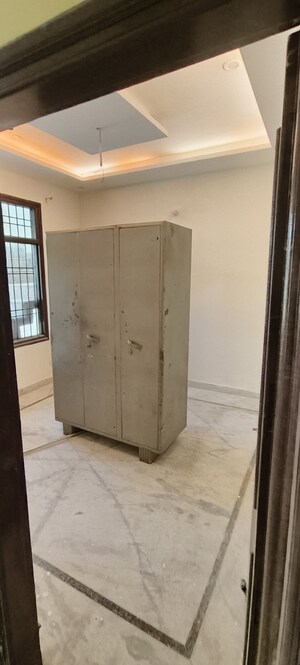 Room in 2 BHK Independent House at Sector 79 – for Rent