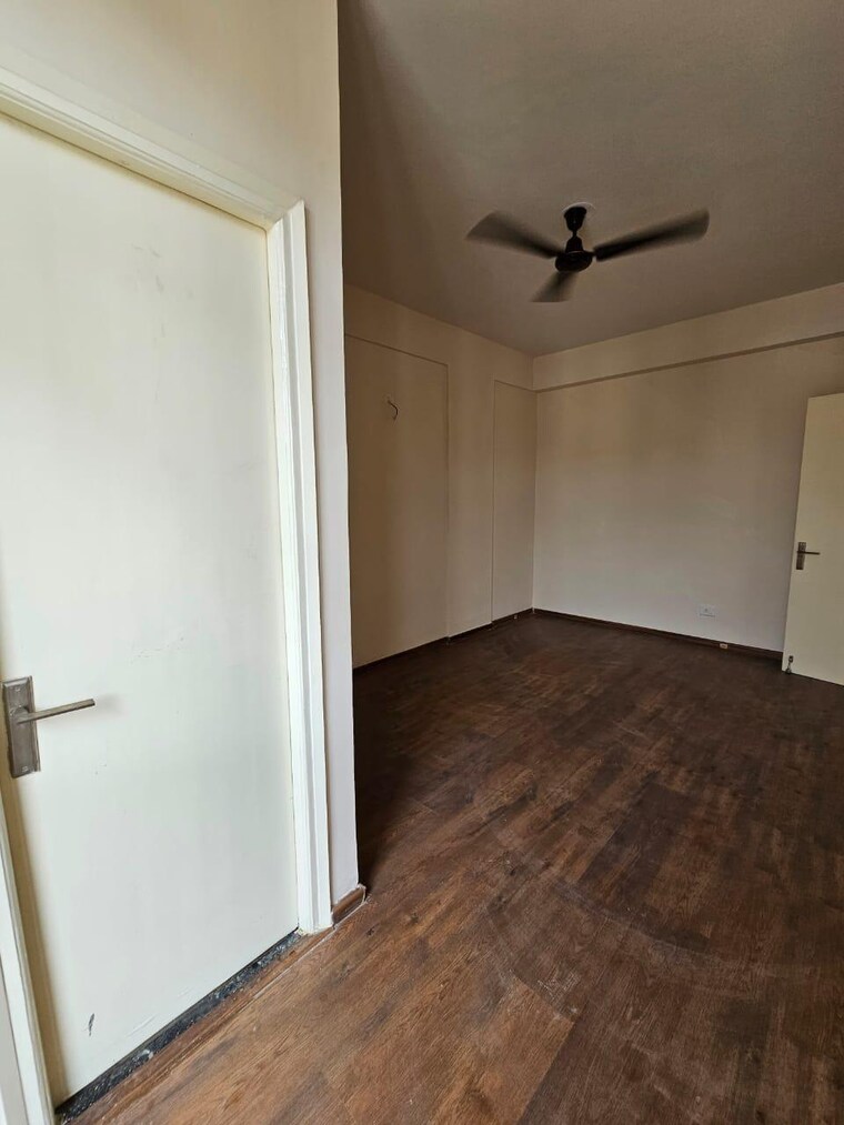 Room, wave-dream-homes 1 Bedroom 808 Sq.Ft. Apartment In Wave City Ghaziabad 9645019