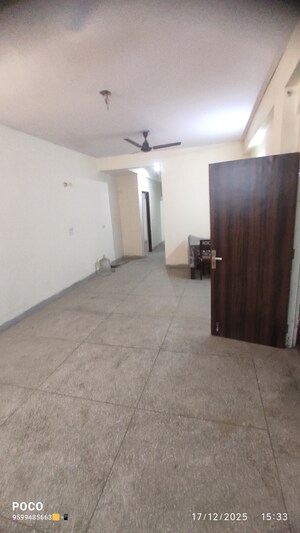 Room in 2 BHK Builder Floor at Mehrauli – for Rent