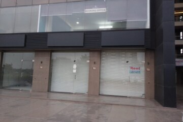  Showroom For Rent in Sector 29