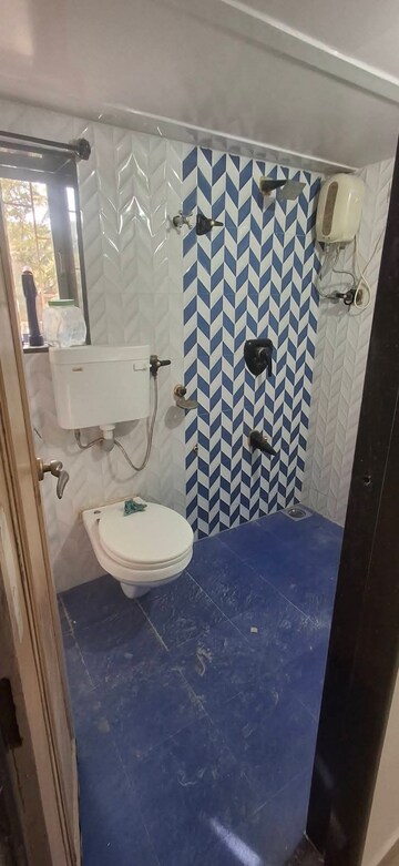 Bathroom in 1 BHK Apartment at Andheri East – for Rent