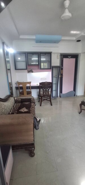 Living Room in 1 BHK Apartment at Andheri East – for Rent