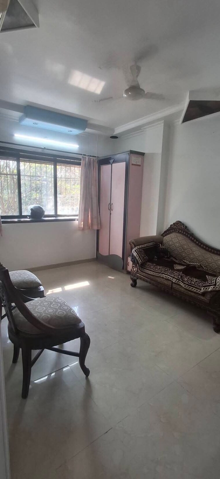 Living Room, andheri east 1 Bedroom 360 Sq.Ft. Apartment In Andheri East Mumbai 9645140