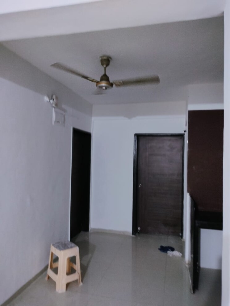 Room, tilak nagar 3 Bedroom 1450 Sq.Ft. Apartment In Tilak Nagar Mumbai 9645148