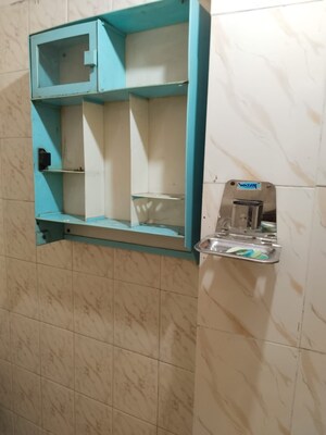 Bathroom in 1 BHK Builder Floor at Rohini Sector 3 – for Rent