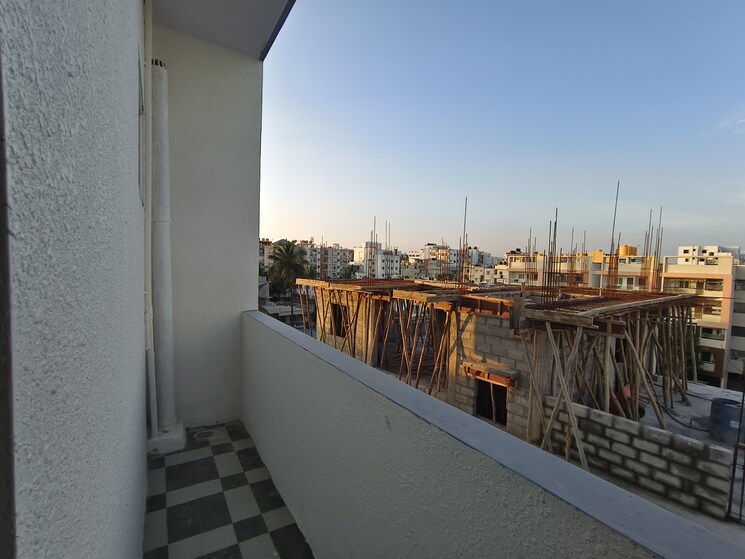 Balcony, yemalur 1 Bedroom 600 Sq.Ft. Builder Floor In Yemalur Bangalore 9645445