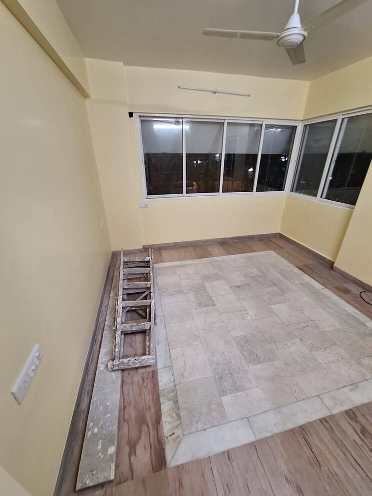 Room, azad nagar 1 Bedroom 345 Sq.Ft. Apartment In Azad Nagar Mumbai 9645456