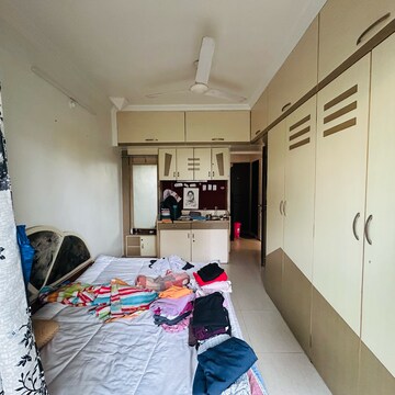 Bedroom in 3 BHK Apartment at Sun Empire, Sun City – for Rent