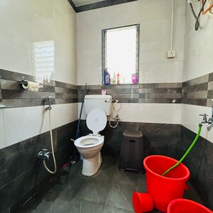 Team Area in 3 BHK Apartment at Sun Empire, Sun City – for Rent