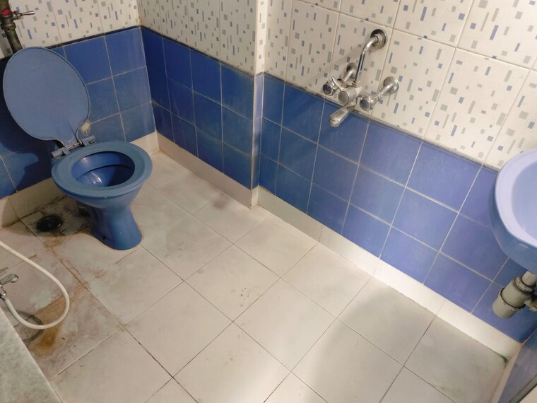 Bathroom, green-acres-ii-chs-ltd 2 Bedroom 620 Sq.Ft. Apartment In Ghodbunder Road Thane 9645477