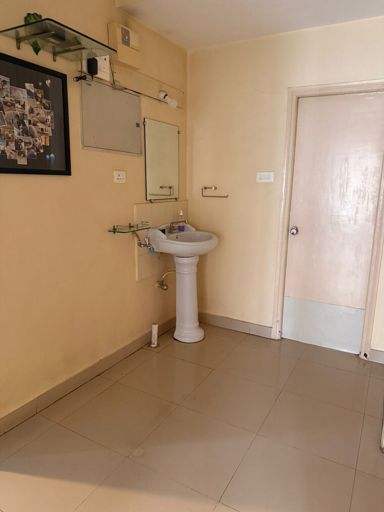 Bathroom, kharadi 3 Bedroom 1250 Sq.Ft. Apartment In Kharadi Pune 9645466