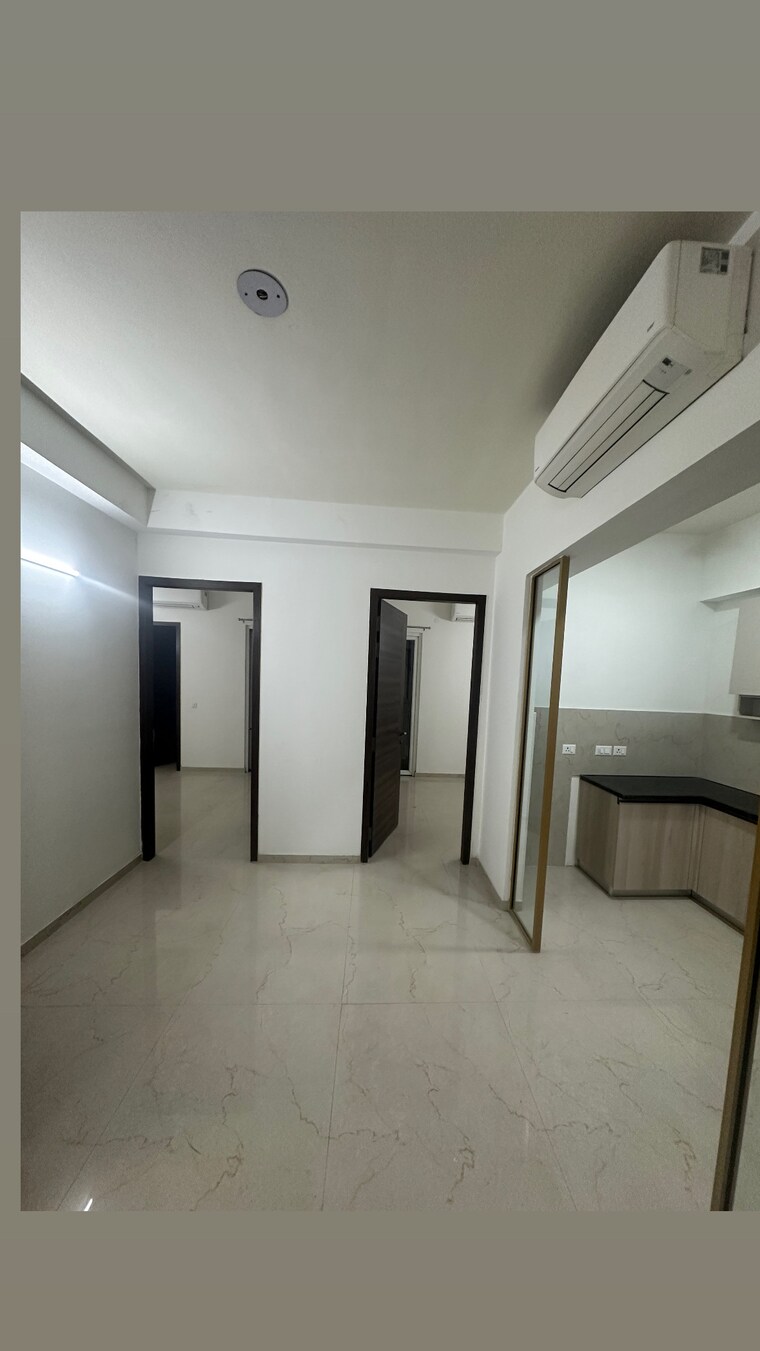 undefined, smart-world-orchard 3 Bedroom 1680 Sq.Ft. Apartment In Sector 61 Gurgaon 9645542