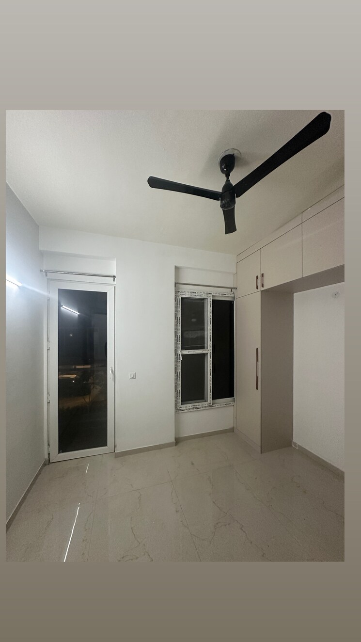 undefined, smart-world-orchard 3 Bedroom 1680 Sq.Ft. Apartment In Sector 61 Gurgaon 9645542