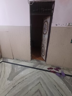 Furnished Amenities in  Shop at Molarband – for Sale