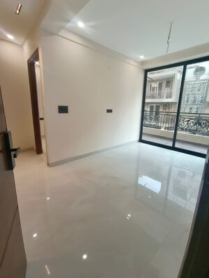 Room in 3 BHK Builder Floor at Patiala Road – for Sale