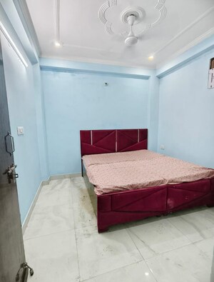 1 BHK Builder Floor For Rent in Saket