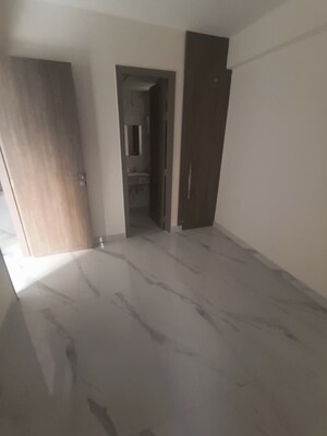 Room in 2 BHK Apartment at M3M Soulitude, Sector 89 – for Rent