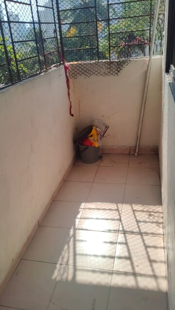 Bathroom in 3 BHK Apartment at Tilak Nagar – for Rent