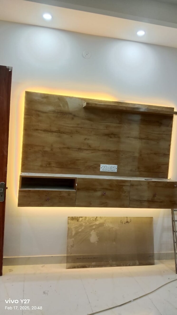 Room, tilak nagar 3 Bedroom 1440 Sq.Ft. Apartment In Tilak Nagar Mumbai 9645634