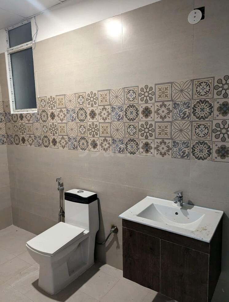 Attached Bathroom, tilak nagar 3 Bedroom 1440 Sq.Ft. Apartment In Tilak Nagar Mumbai 9645634