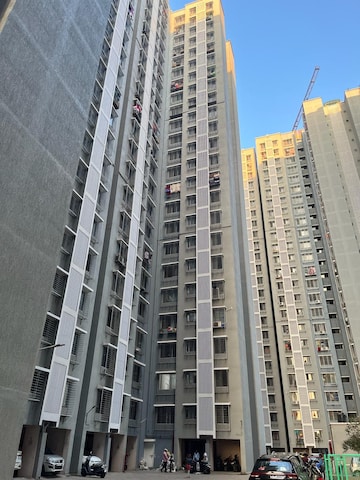 1 BHK Apartment – Exterior View View at Goregaon West - for Rent
