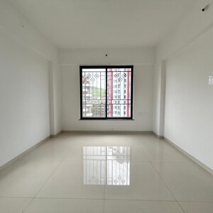 Room in 2.5 BHK Apartment at Mont Vert Grande Plot 4 Bldg D, Sutarwadi – for Sale