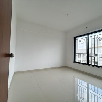 Room in 2.5 BHK Apartment at Mont Vert Grande Plot 4 Bldg D, Sutarwadi – for Sale