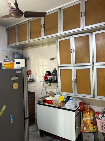 Kitchen in 1.5 BHK Apartment at Malad East – for Rent