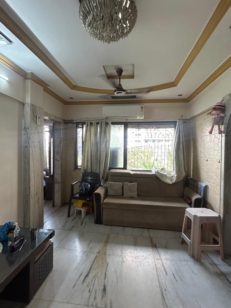 Living Room, malad east 1.5 Bedroom 600 Sq.Ft. Apartment In Malad East Mumbai 9645824