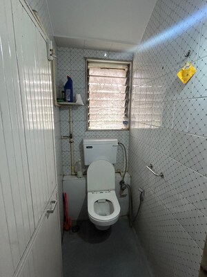 Bathroom in 1.5 BHK Apartment at Malad East – for Rent