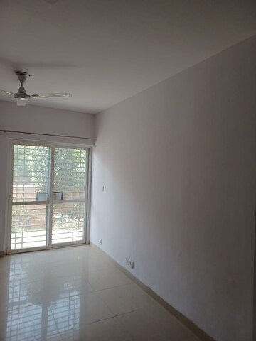 Room in 2 BHK Apartment at Sohna Road – for Rent
