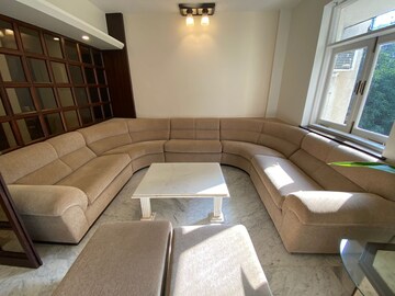 Living Room in 3 BHK Apartment at Malabar Hill – for Rent