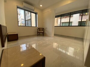 Room in 3 BHK Apartment at Malabar Hill – for Rent