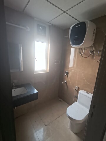 Team Area in 3 BHK Apartment at M3M Soulitude, Sector 89 – for Rent