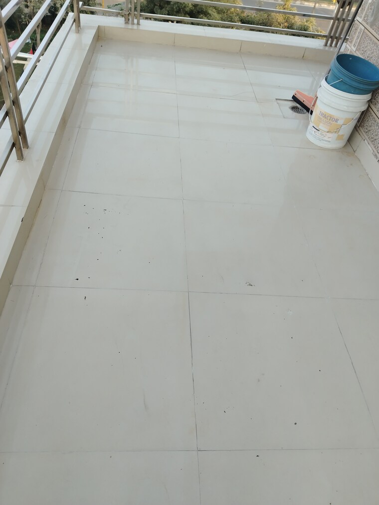 Balcony, ashoka-enclave-faridabad 1 RK 700 Sq.Ft. Builder Floor In Sector 34 Faridabad 9645930