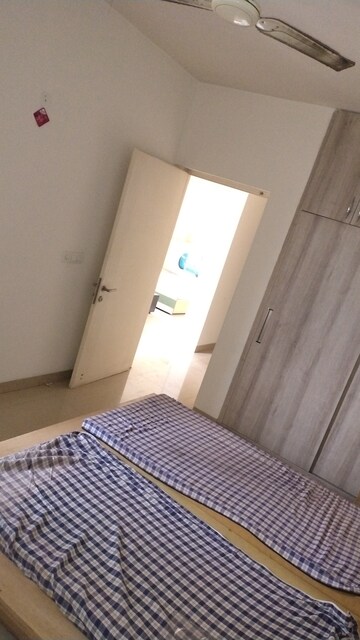 Bedroom in 3.5 BHK Apartment at Emaar Emerald Estate, Sector 65 – for Rent