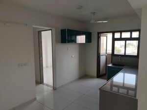 Room in 3 BHK Apartment at Shela – for Rent