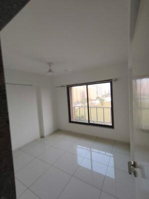 Room in 3 BHK Apartment at Shela – for Rent