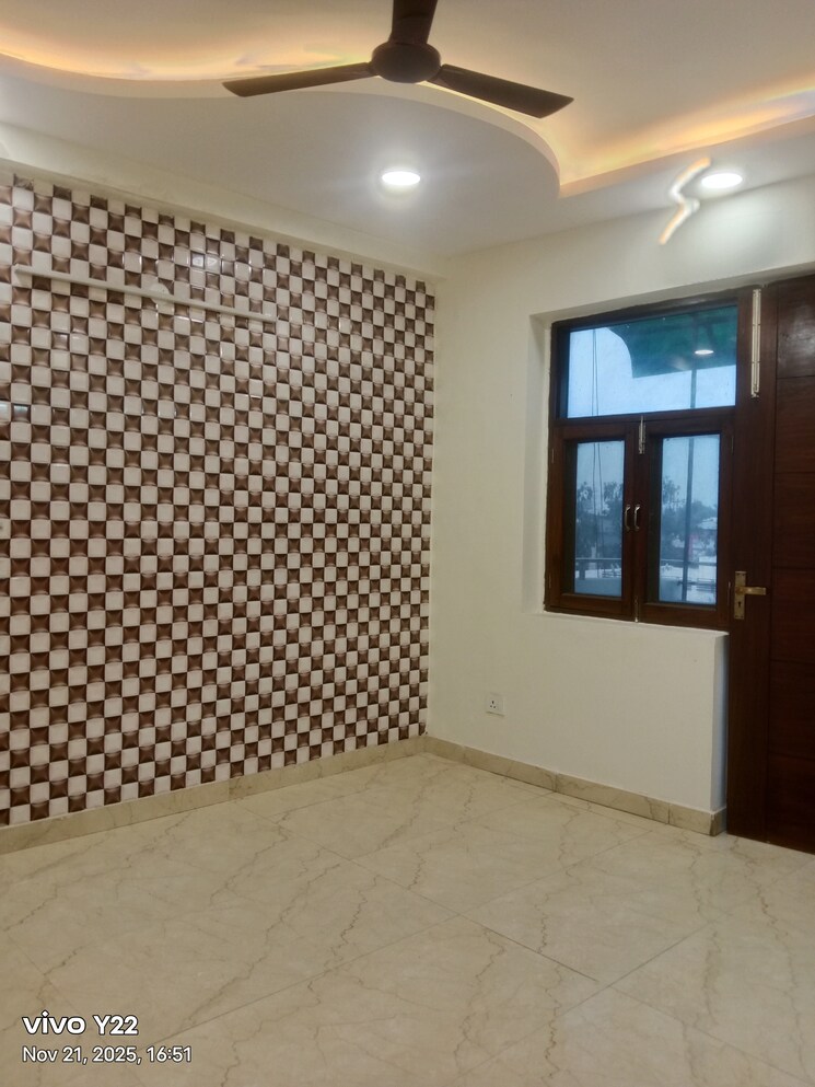 Room, ashoka-enclave-faridabad 3 Bedroom 2115 Sq.Ft. Builder Floor In Sector 34 Faridabad 9645945
